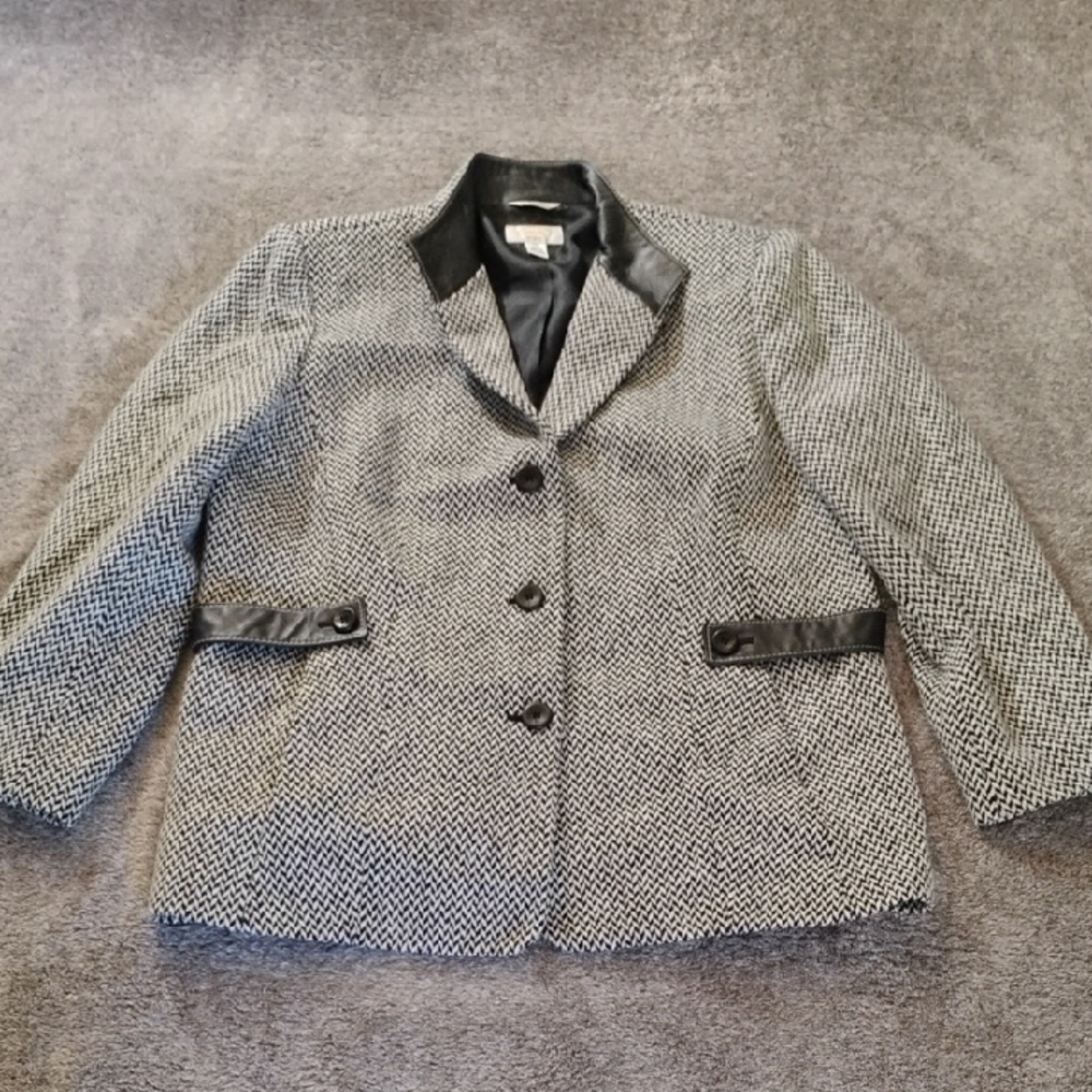 Talbots 12W Herringbone Wool Jacket With Leather Trim